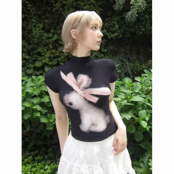 Viral 3D Bunny Illusion T-Shirt