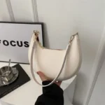 Elara Shoulder Bag