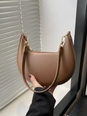 Elara Shoulder Bag 6